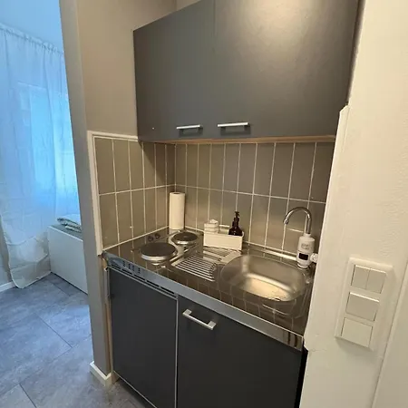 Modernes 1 Zimmerapartment 4 Mit Wlan Fuer Handwerker & Monteure * Ludwigshafen am Rhein