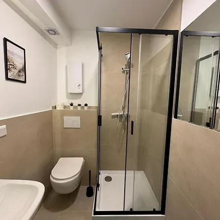Daire Modernes 1 Zimmerapartment 4 Mit Wlan Fuer Handwerker & Monteure